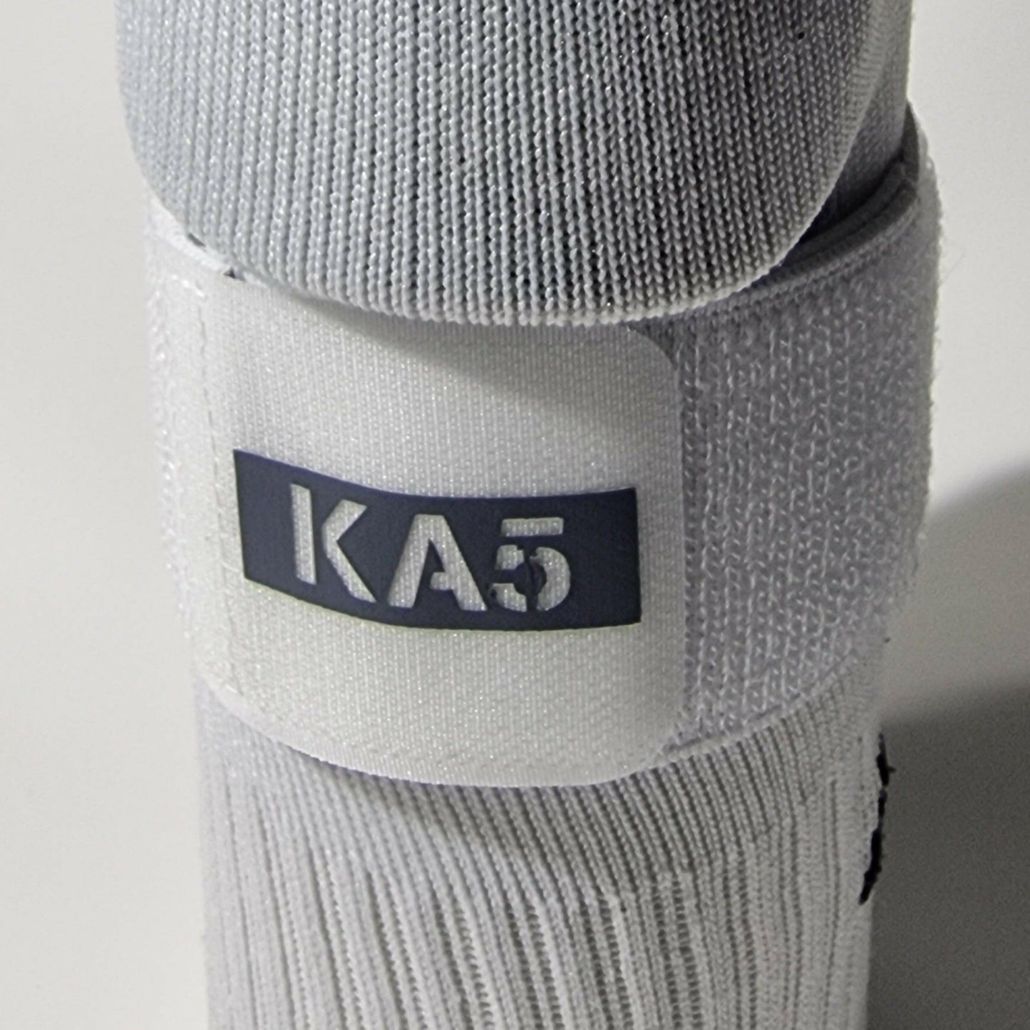 KA5 Shin Pad Velcro Strap / Stays